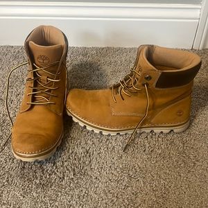 Women’s Timberland Boots! Great condition
